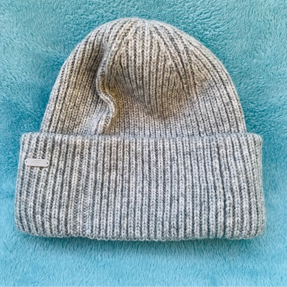 Women's 4F Beanie Cap | Grey | Small - Picture 9 of 9